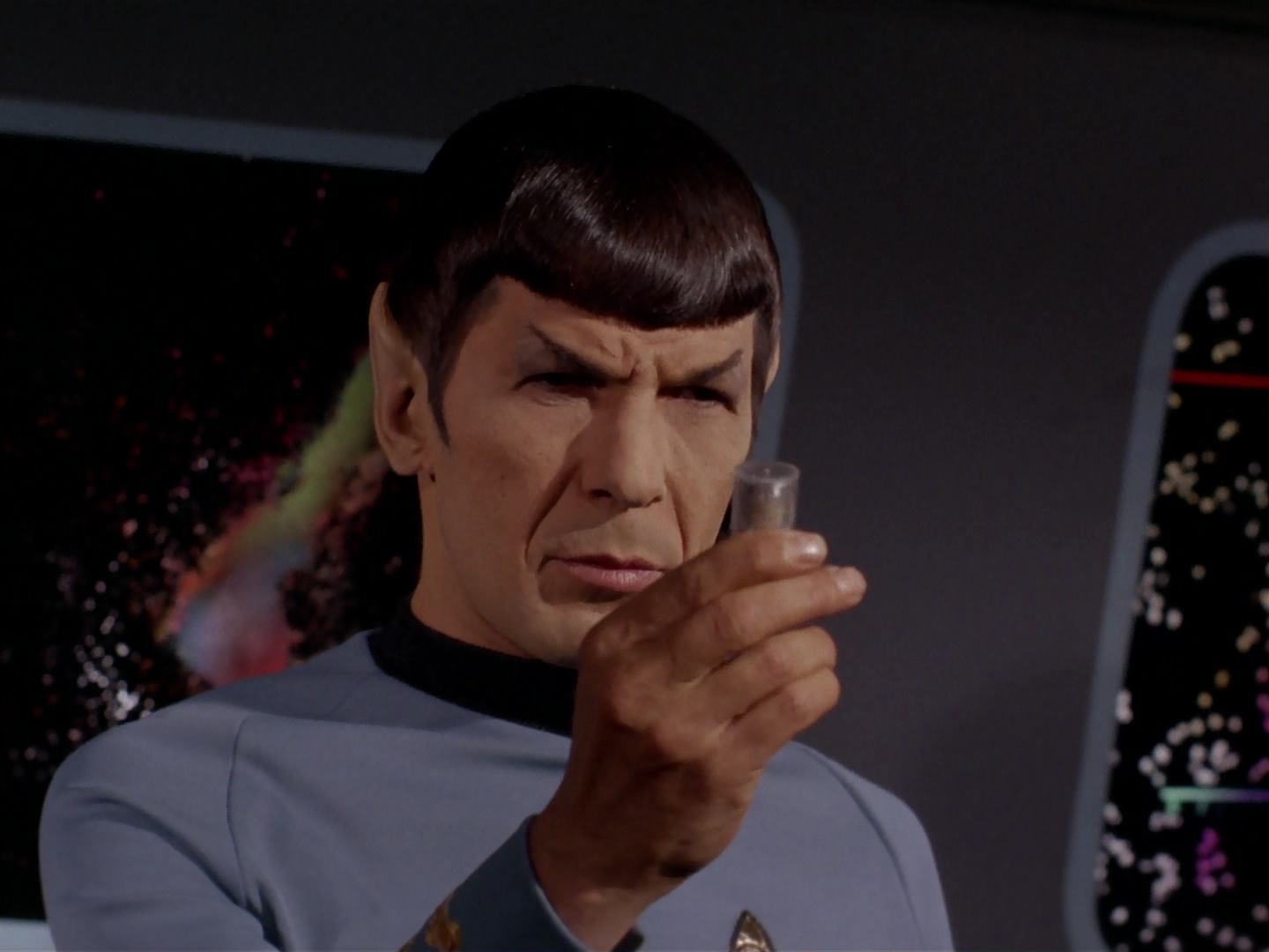 ariane179254_StarTrek_3x13_ElaanOfTroyius_2730.jpg