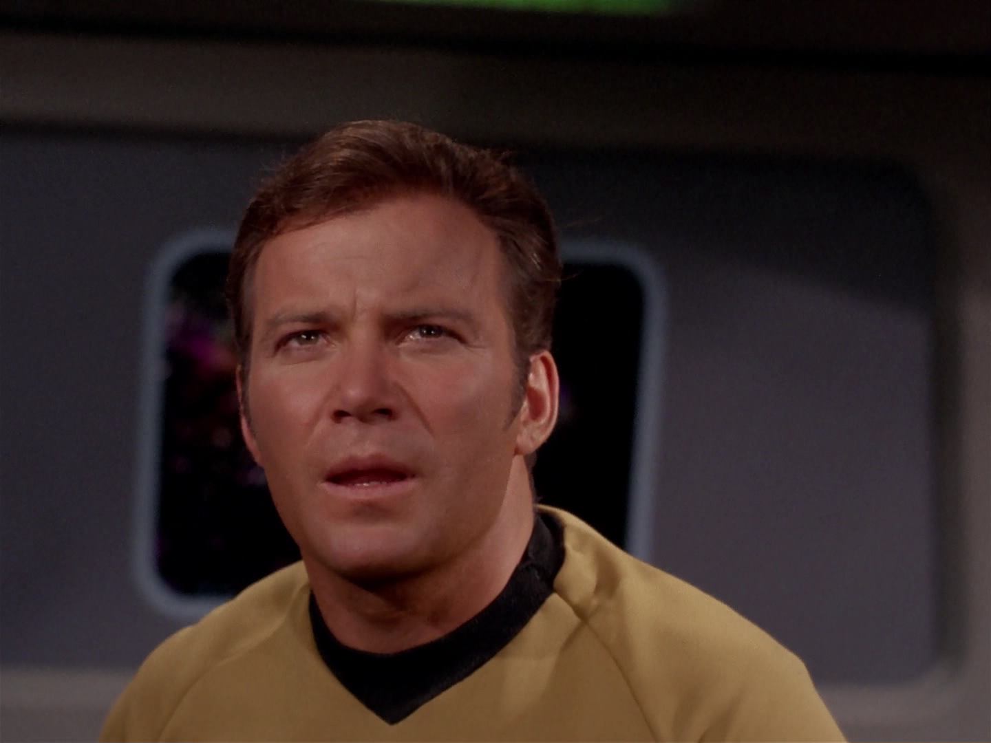 ariane179254_StarTrek_3x13_ElaanOfTroyius_2858.jpg