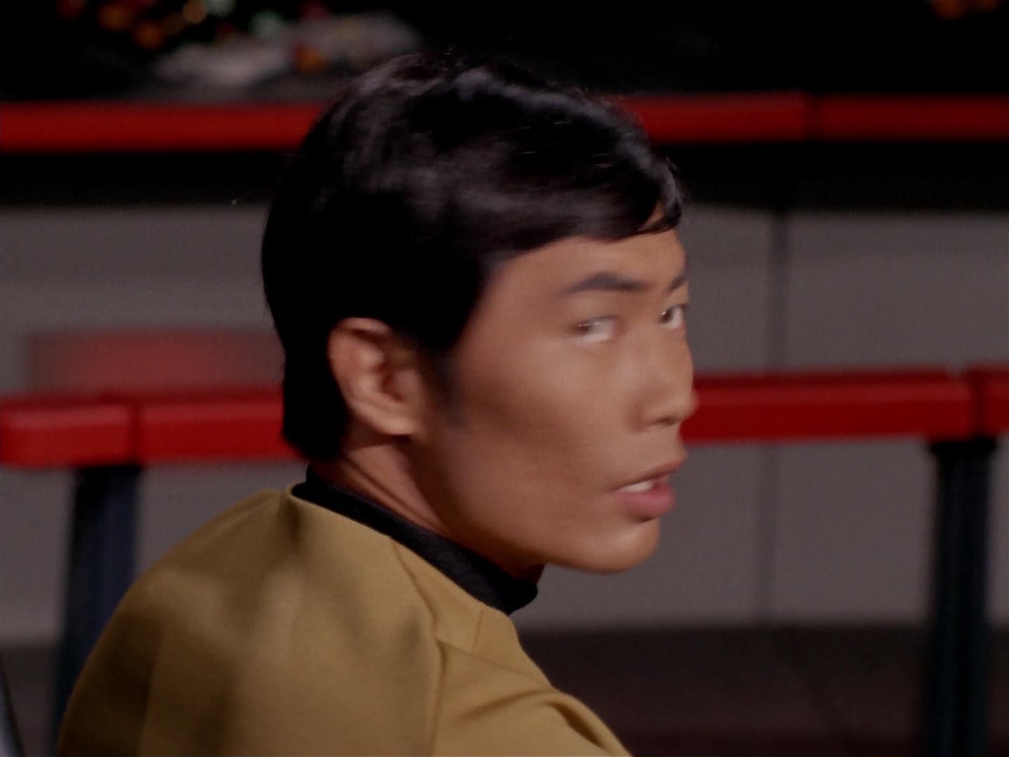 ariane179254_StarTrek_3x13_ElaanOfTroyius_2953.jpg