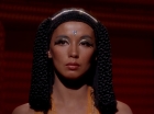 ariane179254_StarTrek_3x13_ElaanOfTroyius_2294.jpg