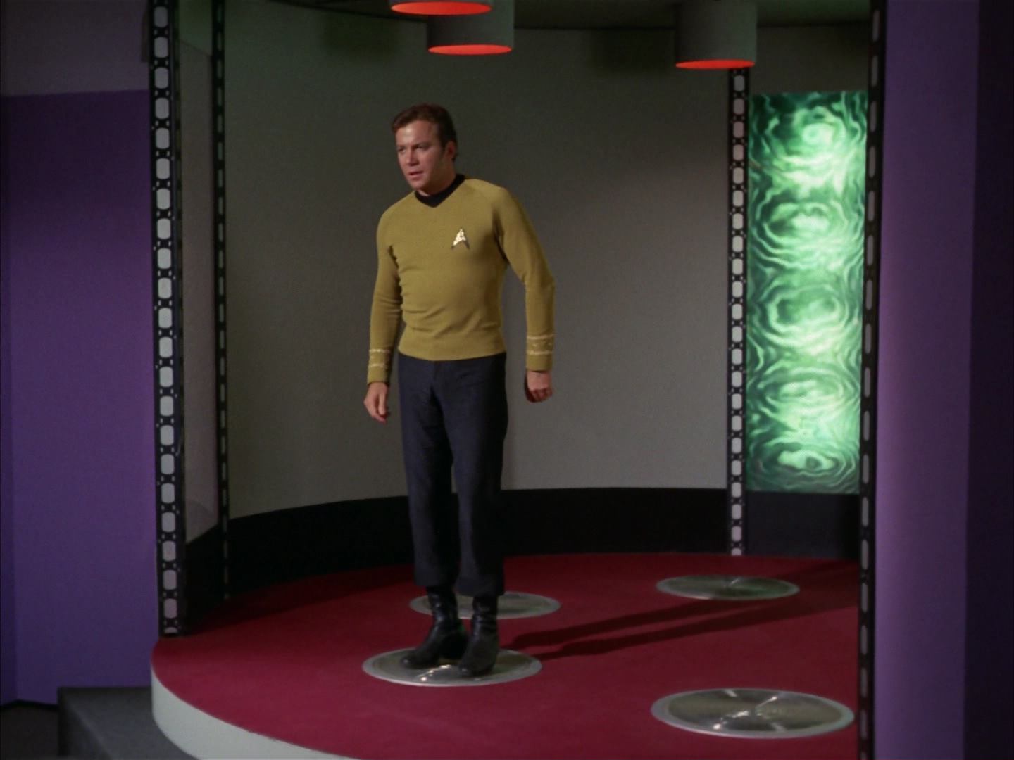 ariane179254_StarTrek_3x16_TheMarkOfGideon_0037.jpg