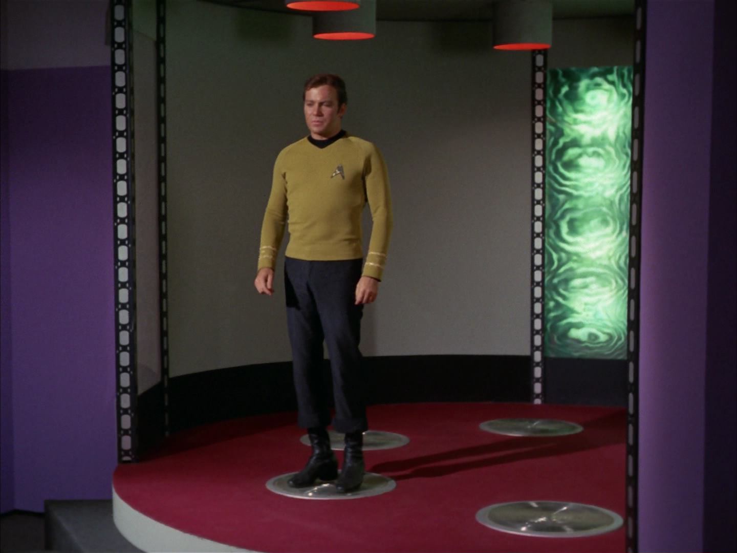 ariane179254_StarTrek_3x16_TheMarkOfGideon_0039.jpg