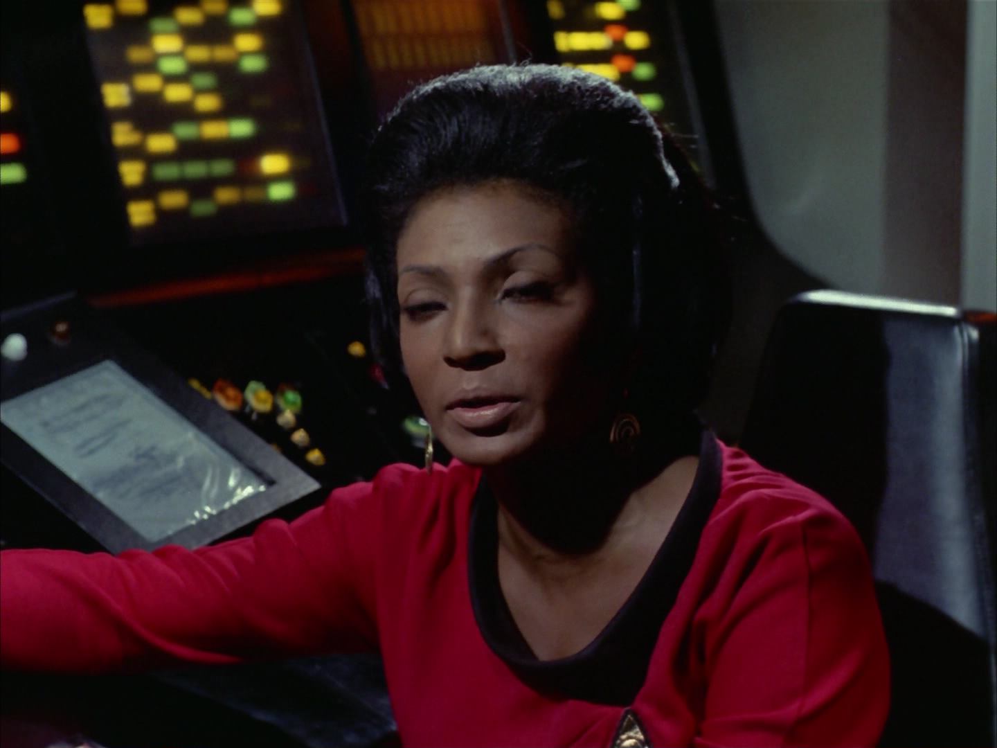 ariane179254_StarTrek_3x16_TheMarkOfGideon_0057.jpg