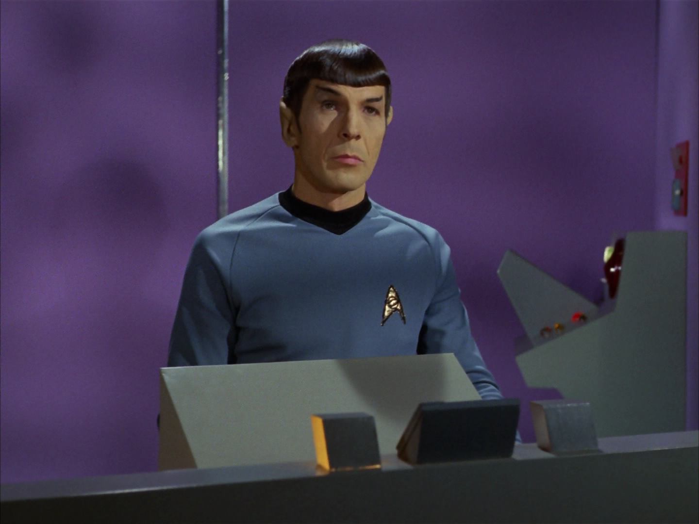 ariane179254_StarTrek_3x16_TheMarkOfGideon_0079.jpg