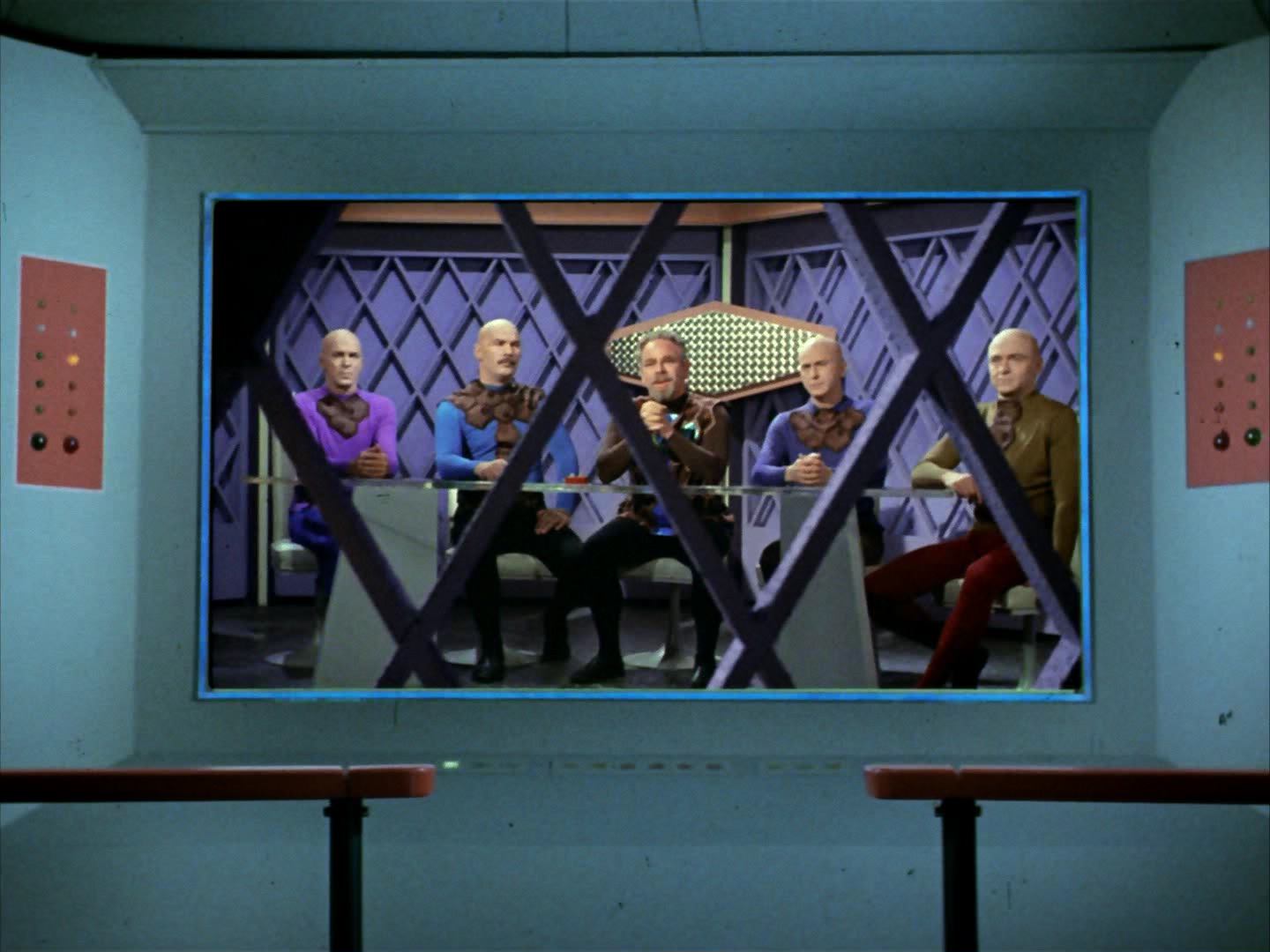 ariane179254_StarTrek_3x16_TheMarkOfGideon_0351.jpg
