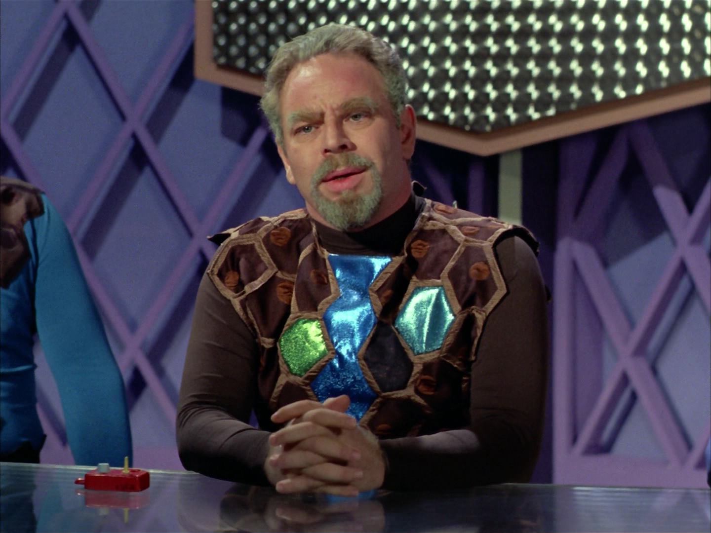 ariane179254_StarTrek_3x16_TheMarkOfGideon_0401.jpg