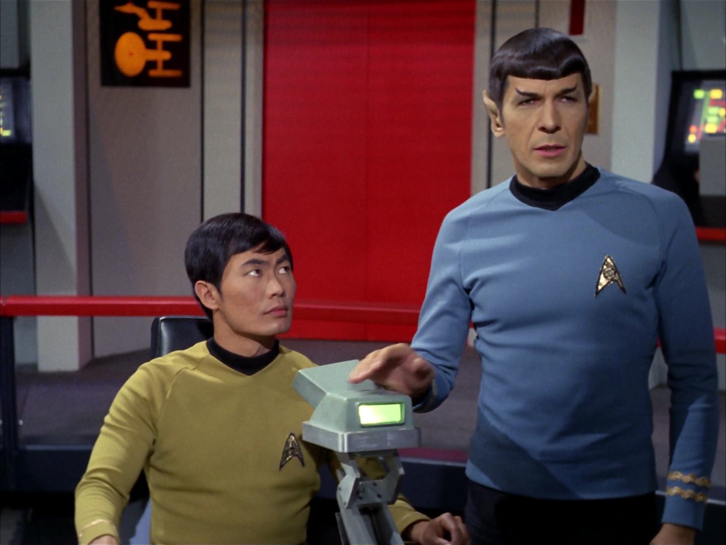 ariane179254_StarTrek_3x16_TheMarkOfGideon_0416.jpg
