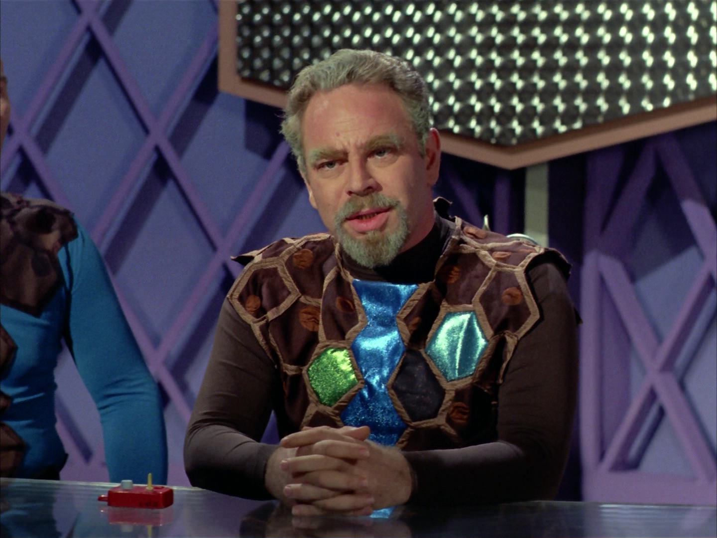 ariane179254_StarTrek_3x16_TheMarkOfGideon_0448.jpg