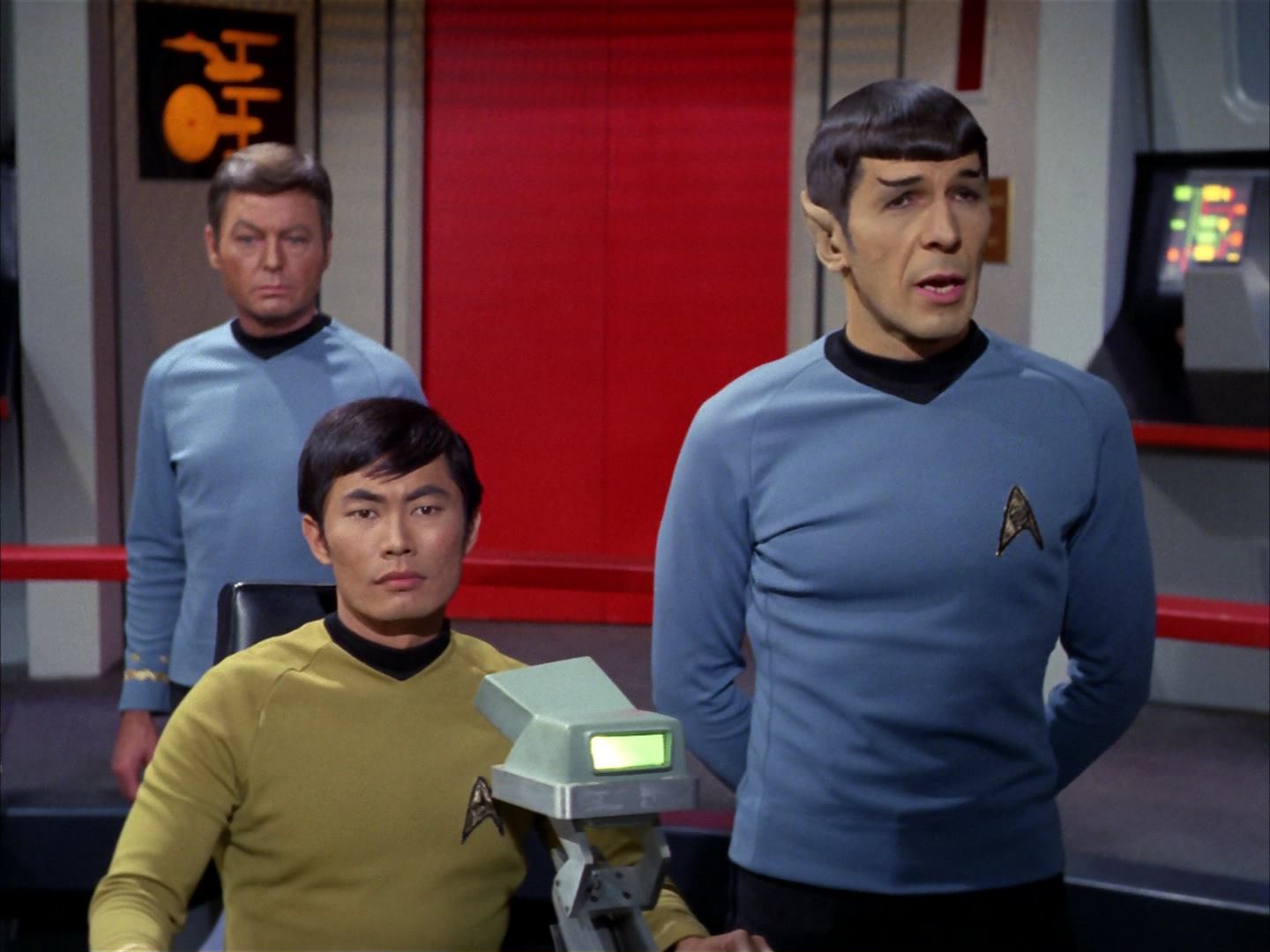 ariane179254_StarTrek_3x16_TheMarkOfGideon_0458.jpg