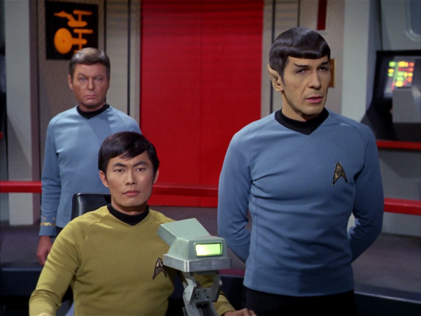 ariane179254_StarTrek_3x16_TheMarkOfGideon_0459.jpg