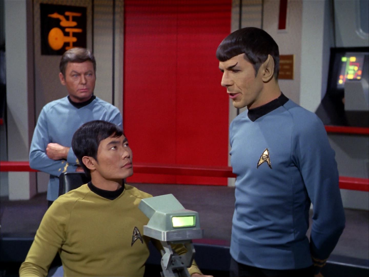 ariane179254_StarTrek_3x16_TheMarkOfGideon_0503.jpg