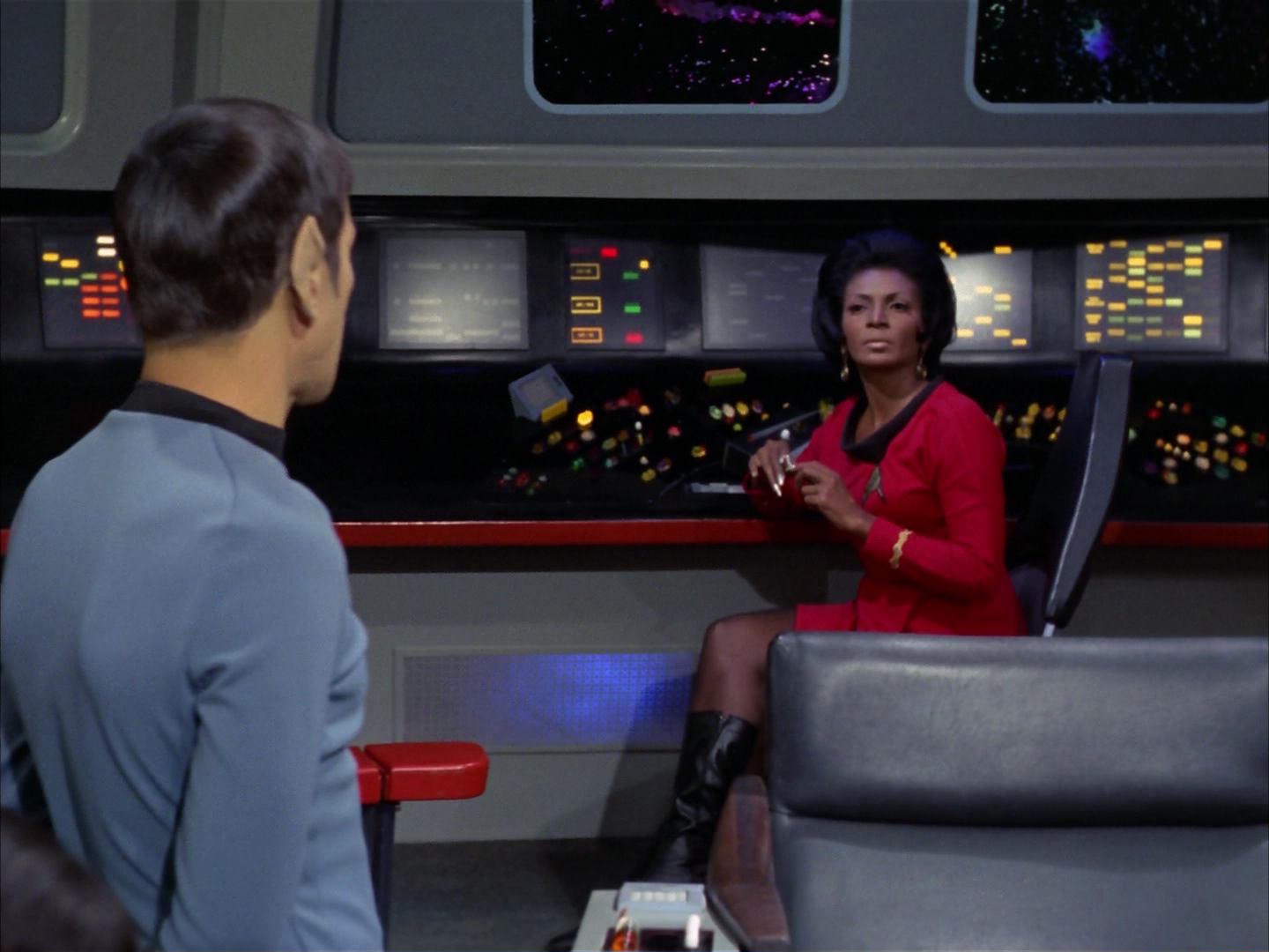 ariane179254_StarTrek_3x16_TheMarkOfGideon_0528.jpg