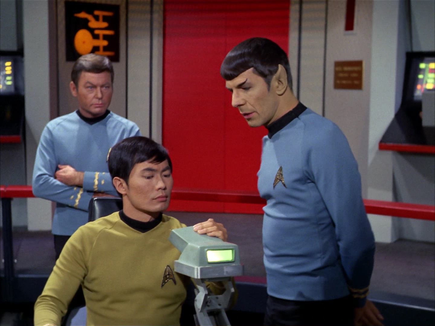 ariane179254_StarTrek_3x16_TheMarkOfGideon_0541.jpg