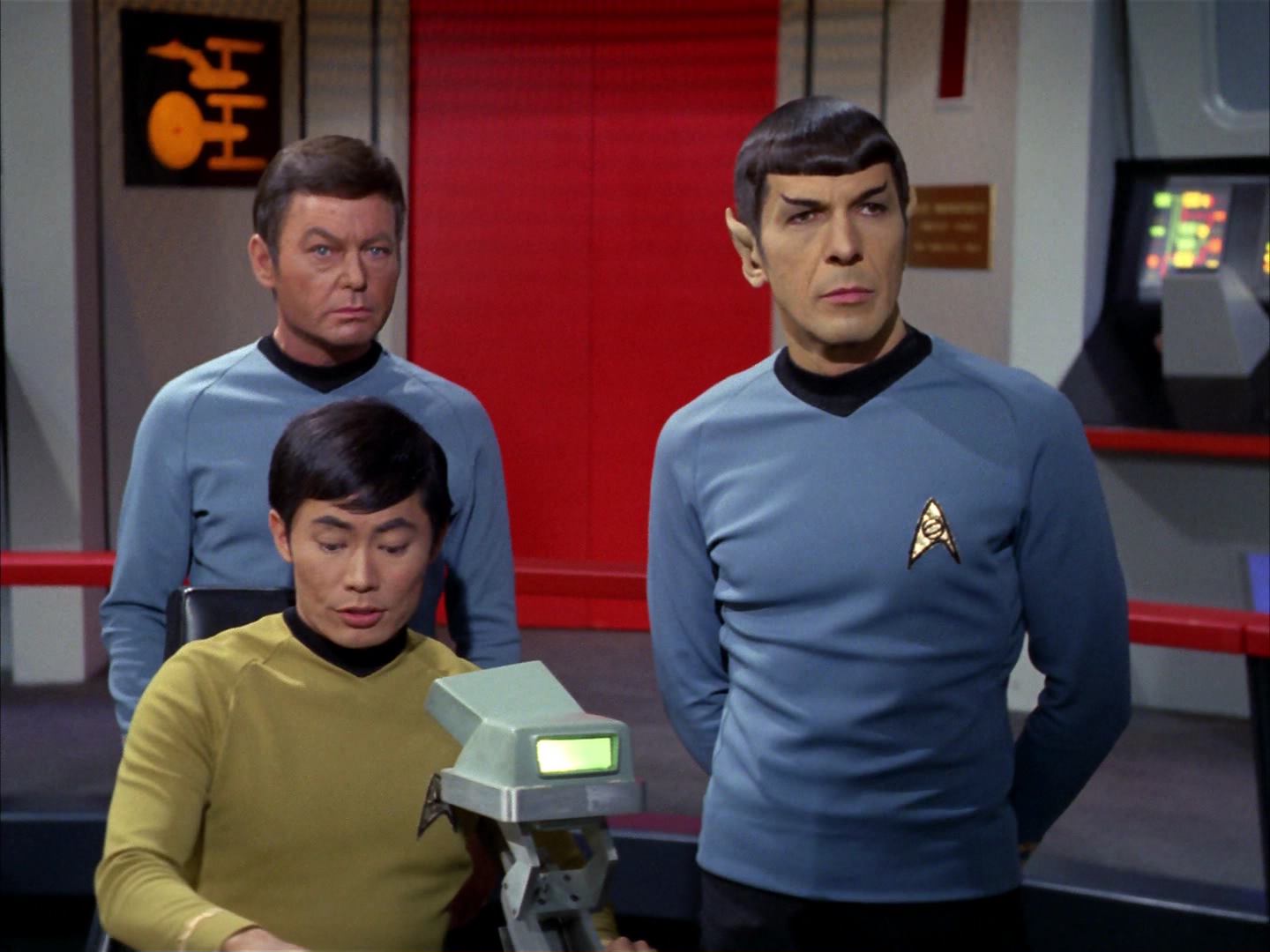 ariane179254_StarTrek_3x16_TheMarkOfGideon_0555.jpg