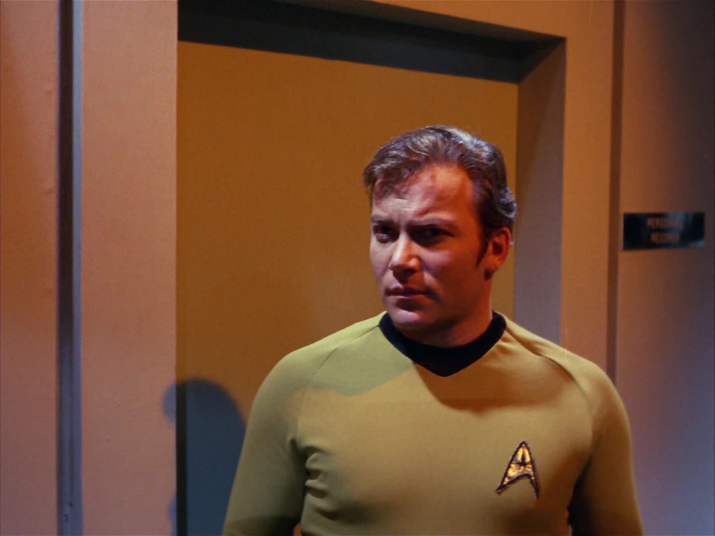ariane179254_StarTrek_3x16_TheMarkOfGideon_0560.jpg