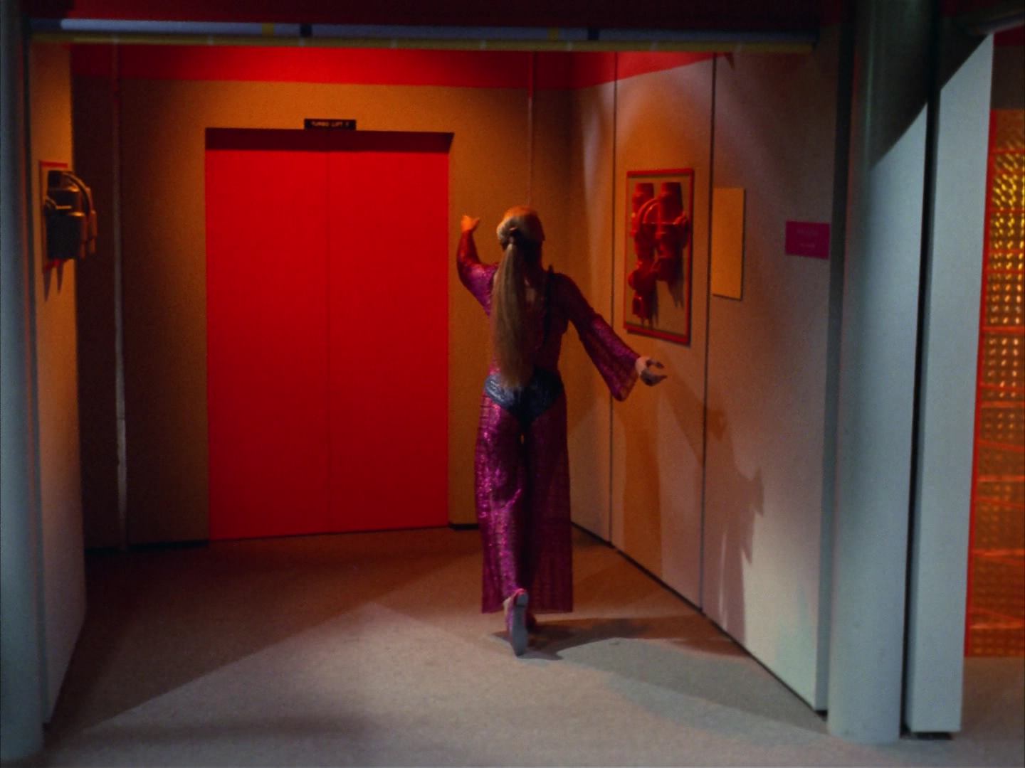 ariane179254_StarTrek_3x16_TheMarkOfGideon_0580.jpg