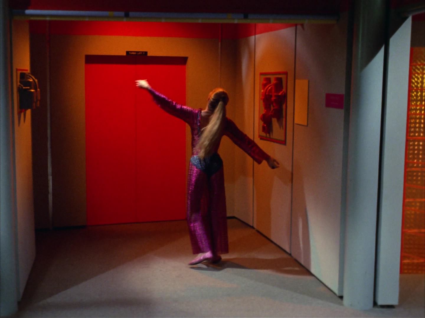 ariane179254_StarTrek_3x16_TheMarkOfGideon_0581.jpg