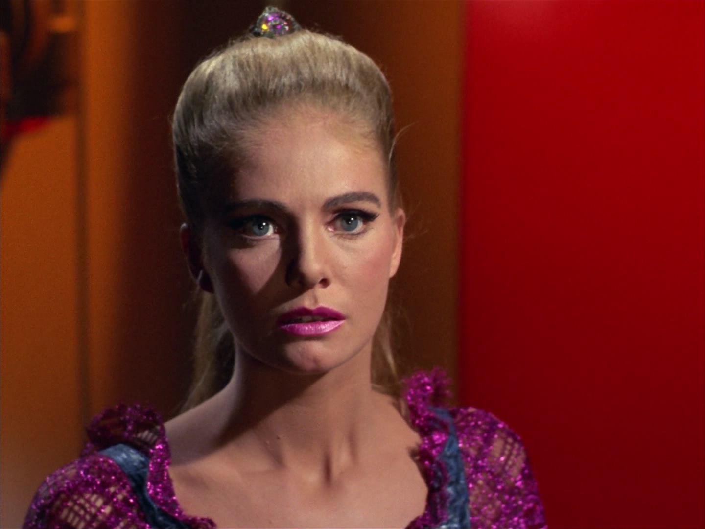 ariane179254_StarTrek_3x16_TheMarkOfGideon_0589.jpg