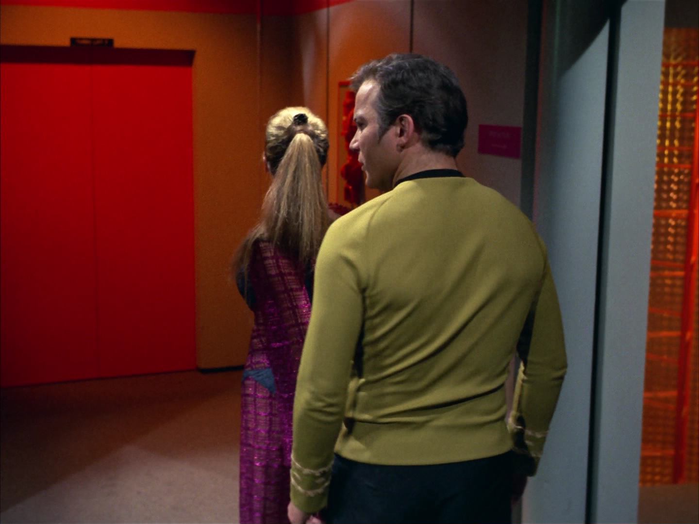 ariane179254_StarTrek_3x16_TheMarkOfGideon_0618.jpg