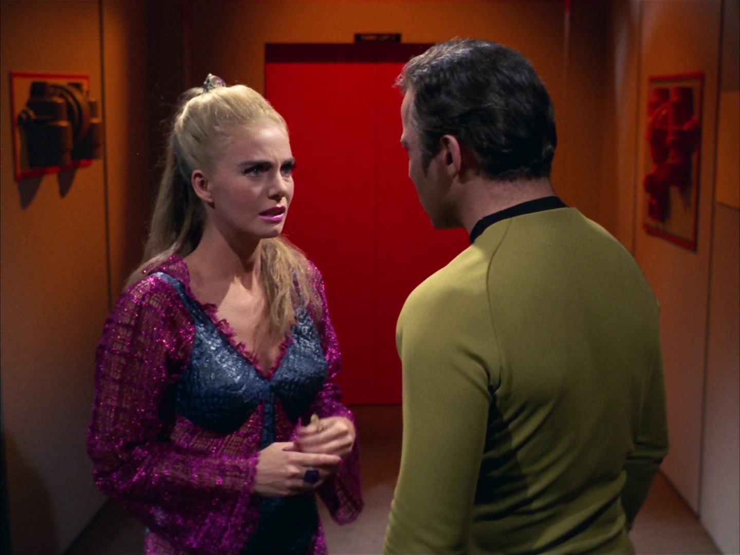 ariane179254_StarTrek_3x16_TheMarkOfGideon_0649.jpg