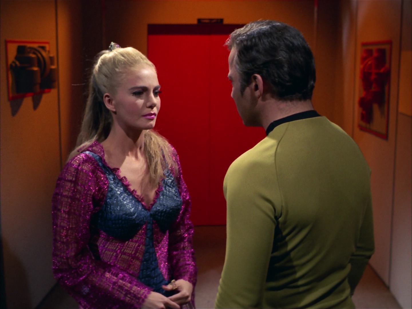 ariane179254_StarTrek_3x16_TheMarkOfGideon_0650.jpg