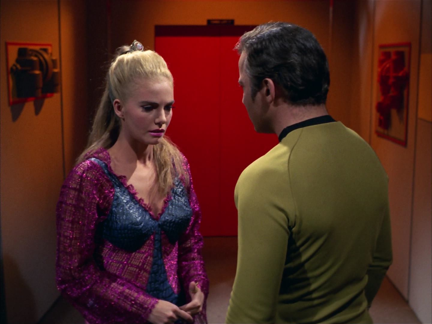 ariane179254_StarTrek_3x16_TheMarkOfGideon_0652.jpg