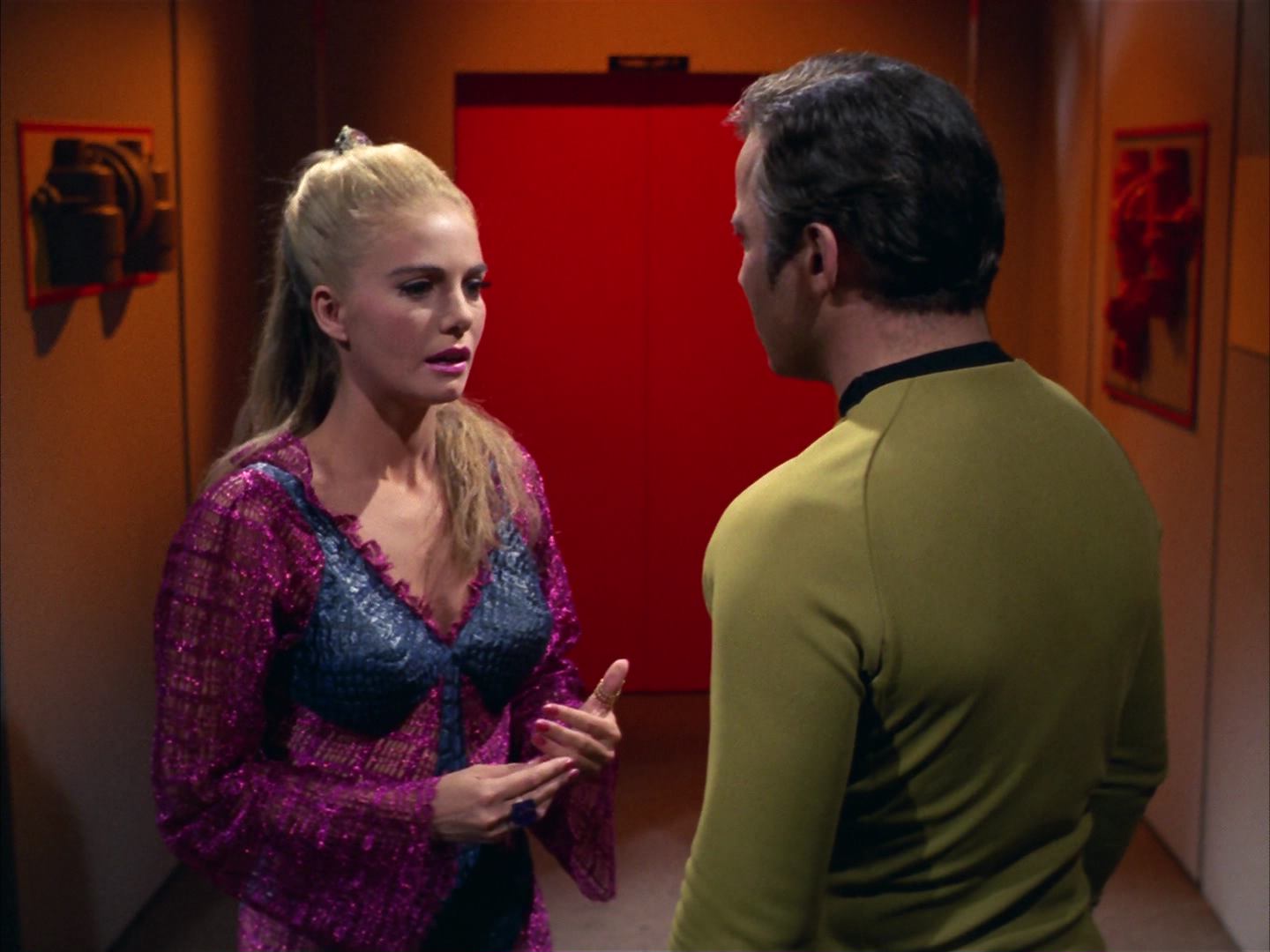 ariane179254_StarTrek_3x16_TheMarkOfGideon_0655.jpg