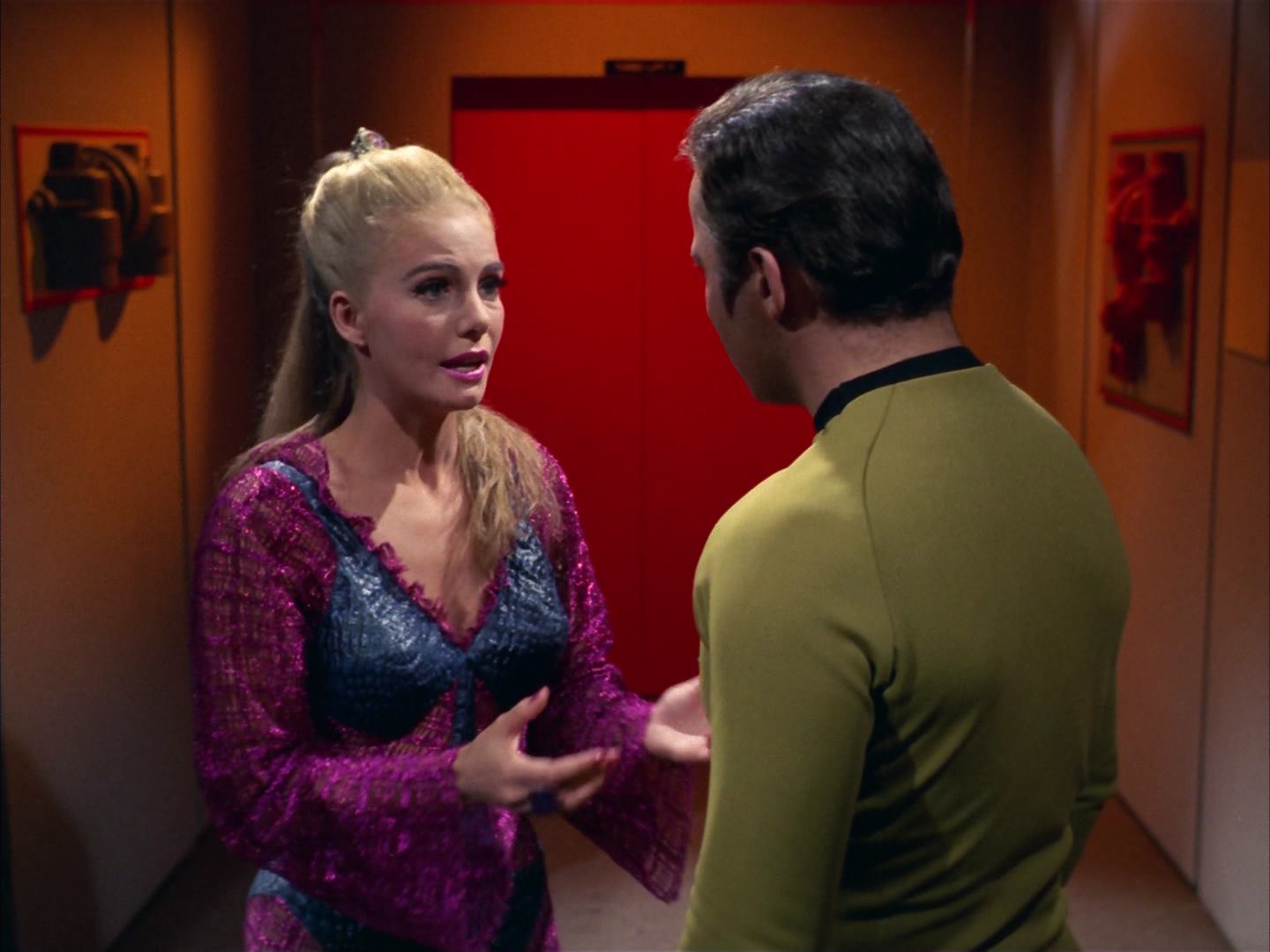 ariane179254_StarTrek_3x16_TheMarkOfGideon_0707.jpg