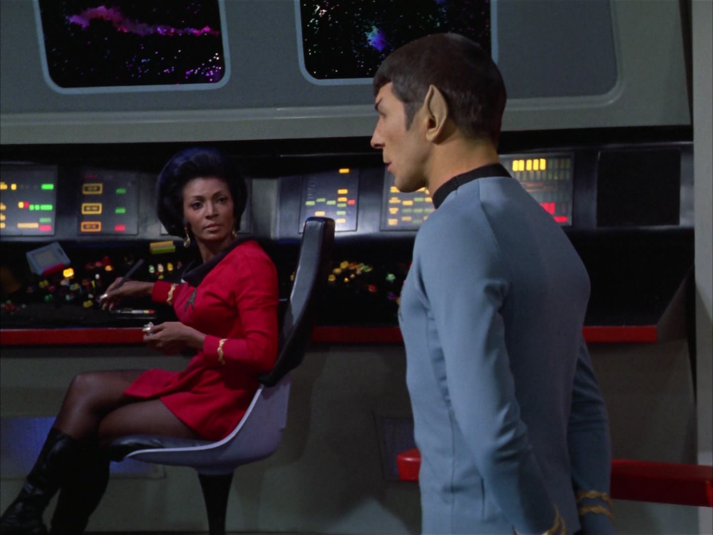 ariane179254_StarTrek_3x16_TheMarkOfGideon_0745.jpg