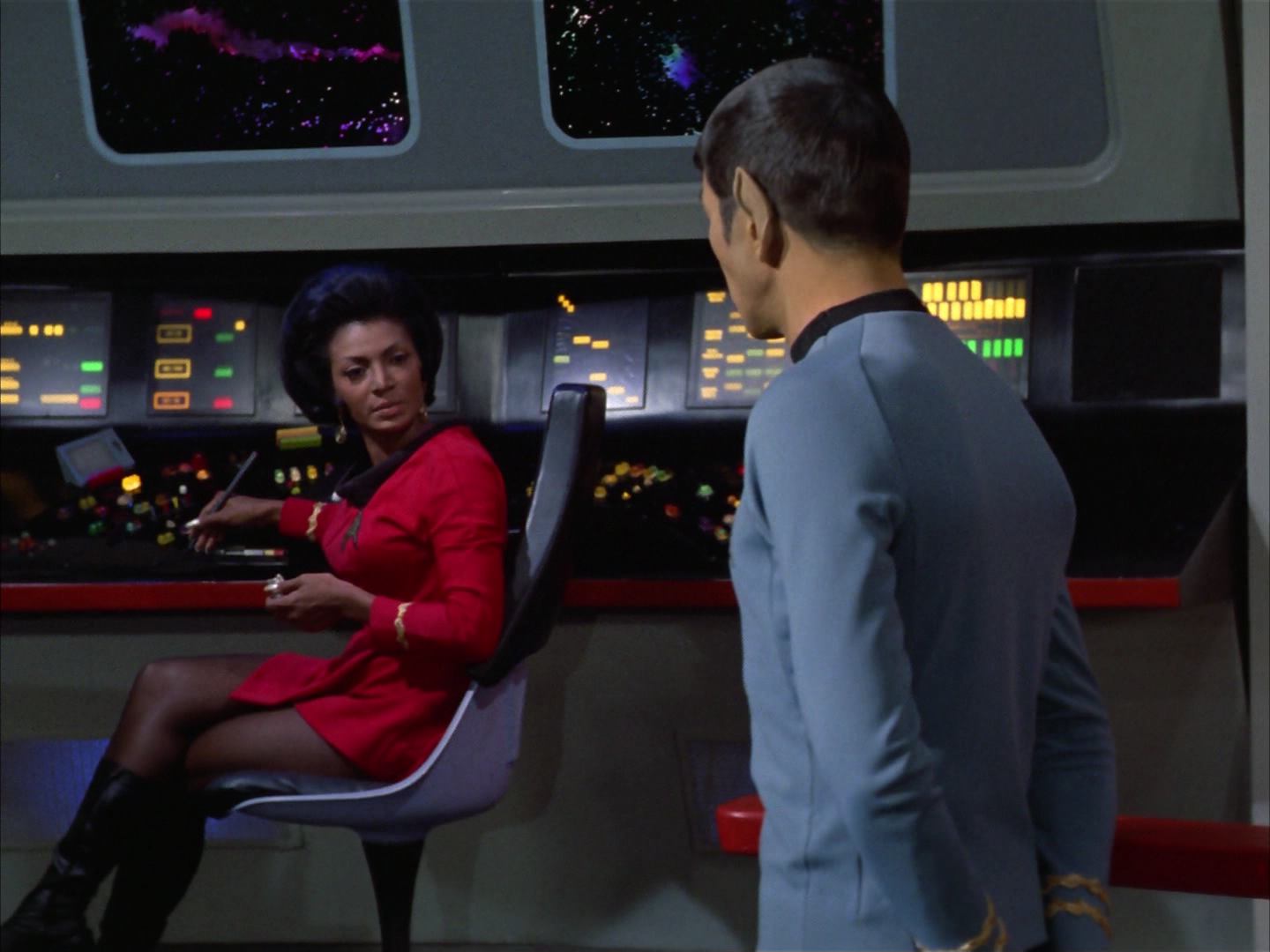 ariane179254_StarTrek_3x16_TheMarkOfGideon_0750.jpg