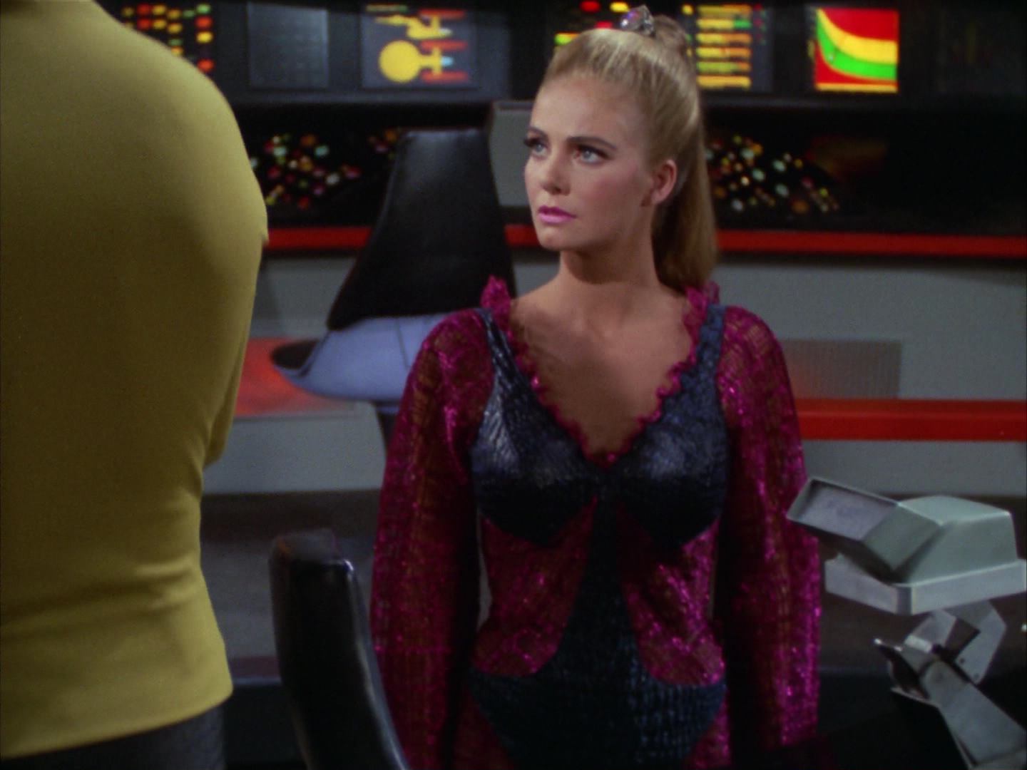 ariane179254_StarTrek_3x16_TheMarkOfGideon_0787.jpg