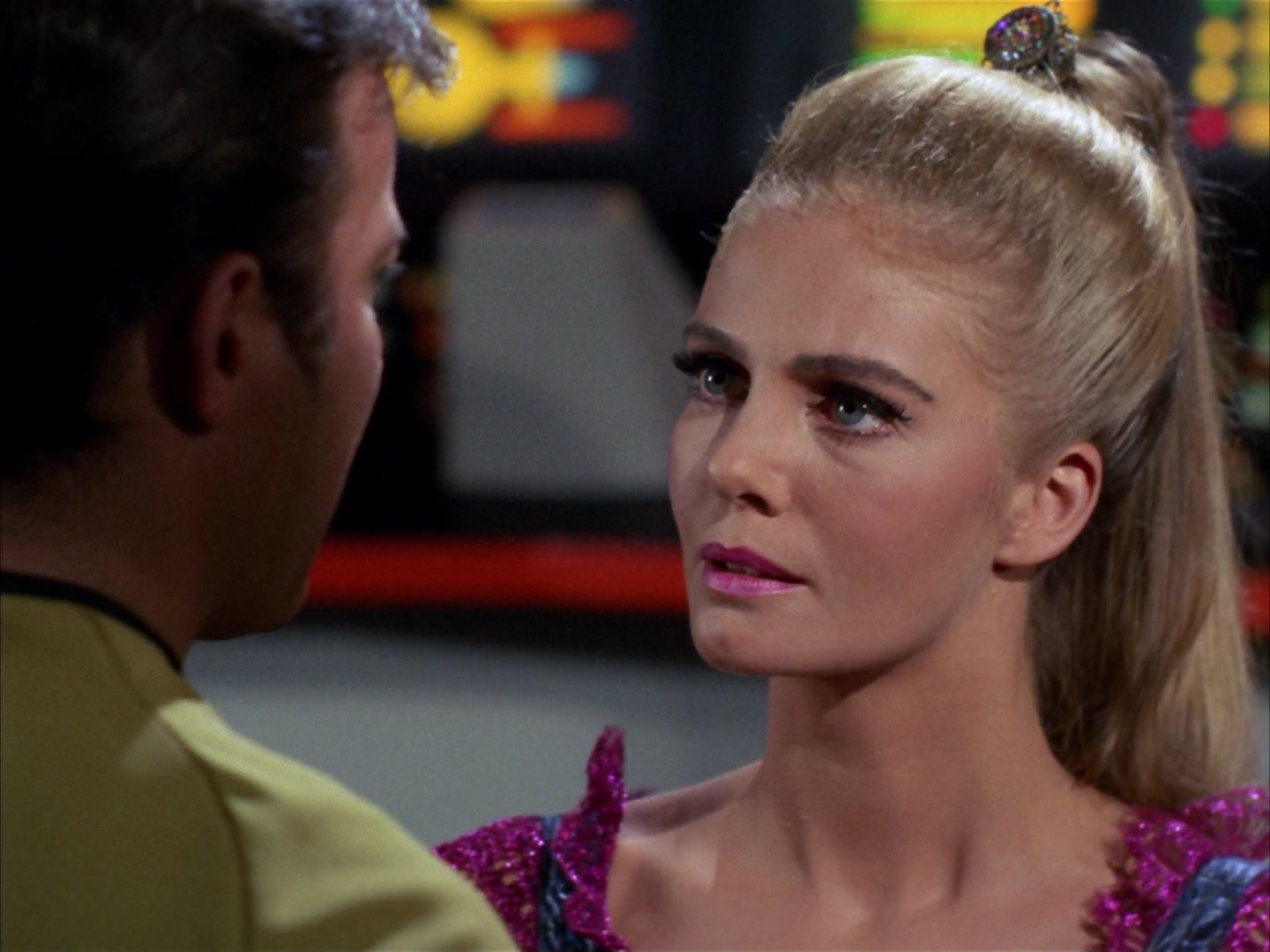 ariane179254_StarTrek_3x16_TheMarkOfGideon_0822.jpg
