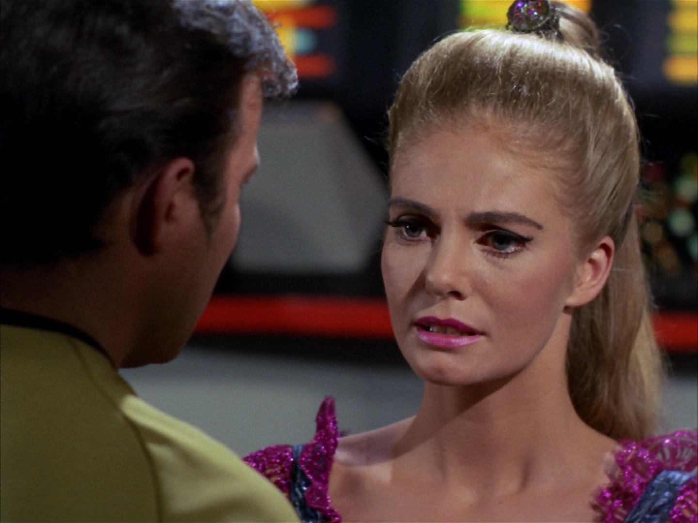 ariane179254_StarTrek_3x16_TheMarkOfGideon_0833.jpg