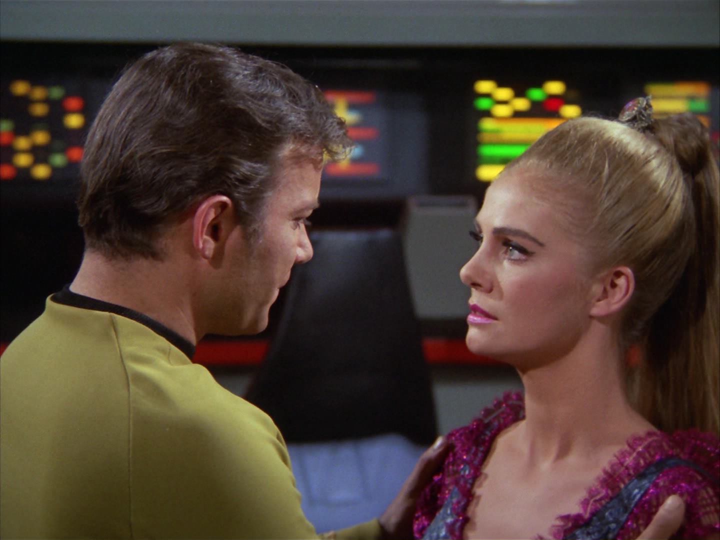 ariane179254_StarTrek_3x16_TheMarkOfGideon_0872.jpg