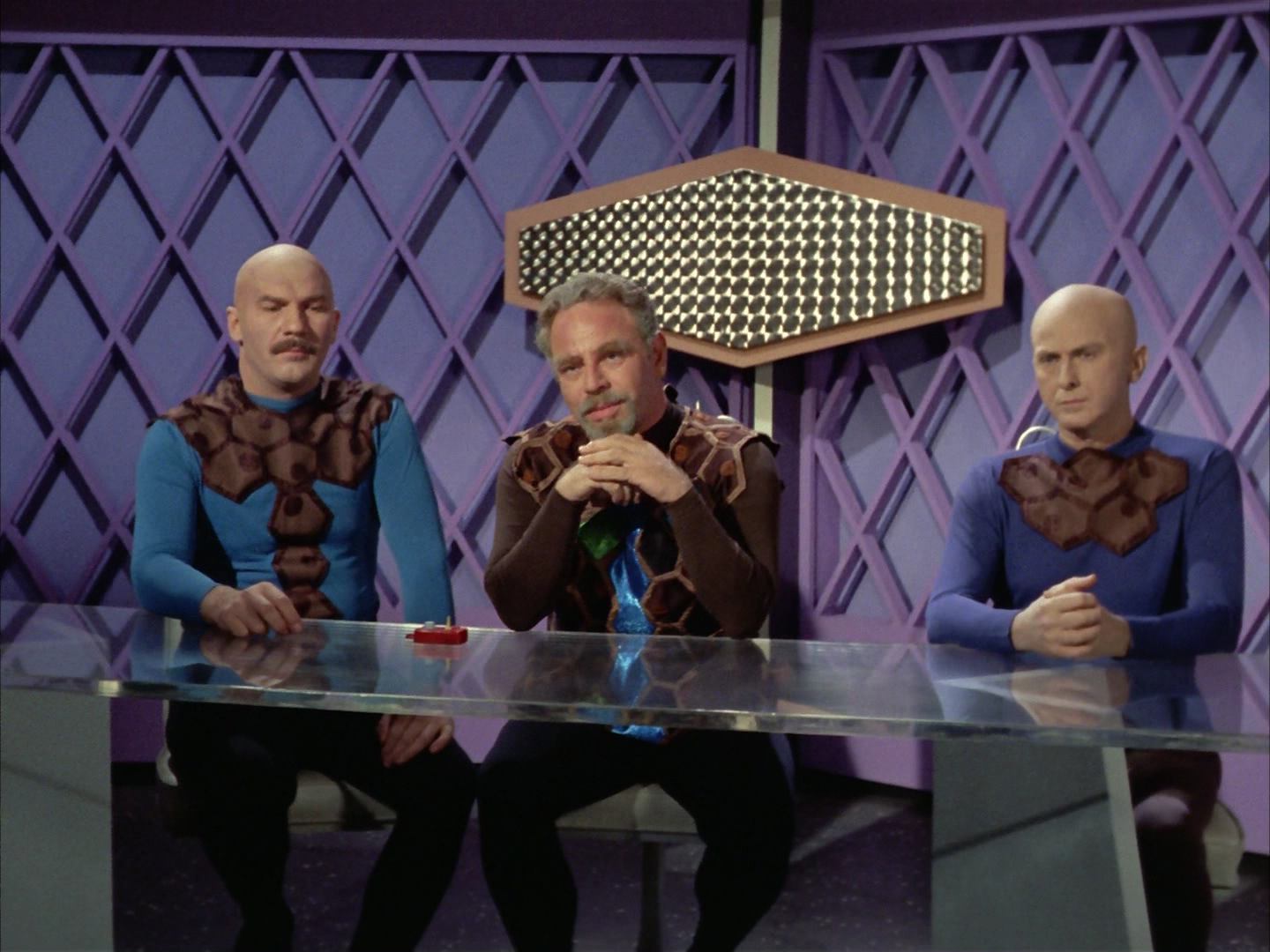 ariane179254_StarTrek_3x16_TheMarkOfGideon_1016.jpg