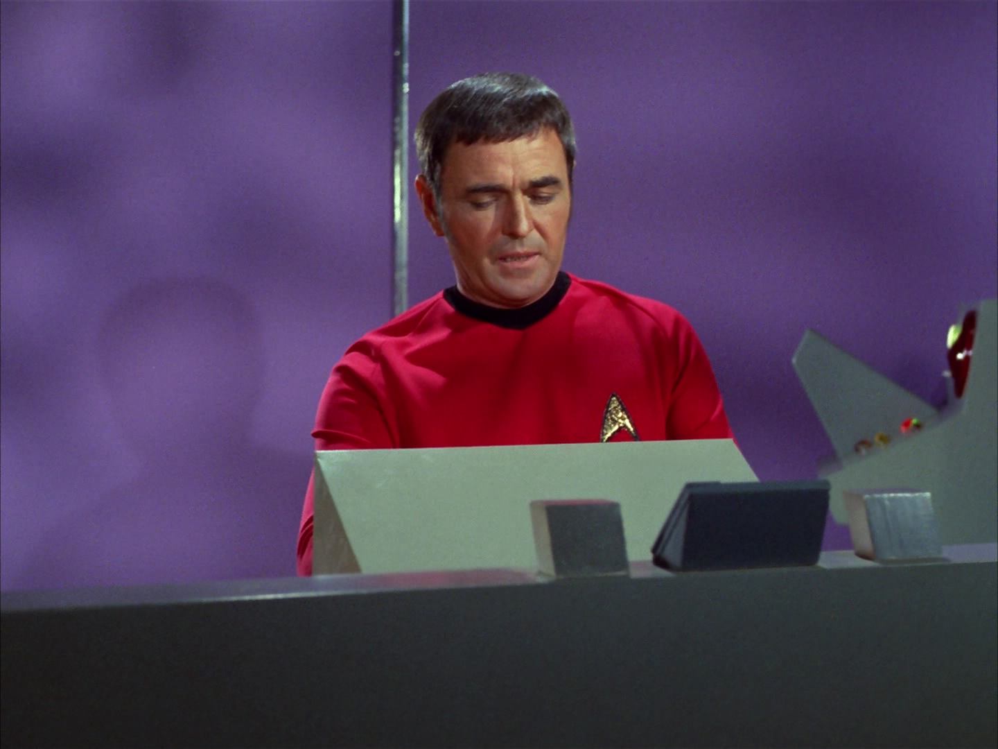 ariane179254_StarTrek_3x16_TheMarkOfGideon_1181.jpg