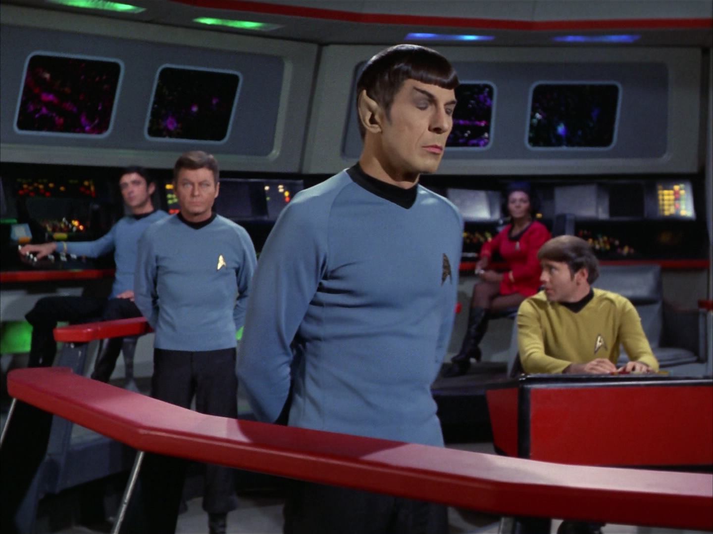 ariane179254_StarTrek_3x16_TheMarkOfGideon_1249.jpg