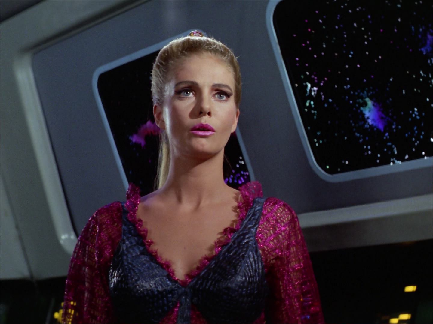ariane179254_StarTrek_3x16_TheMarkOfGideon_1333.jpg
