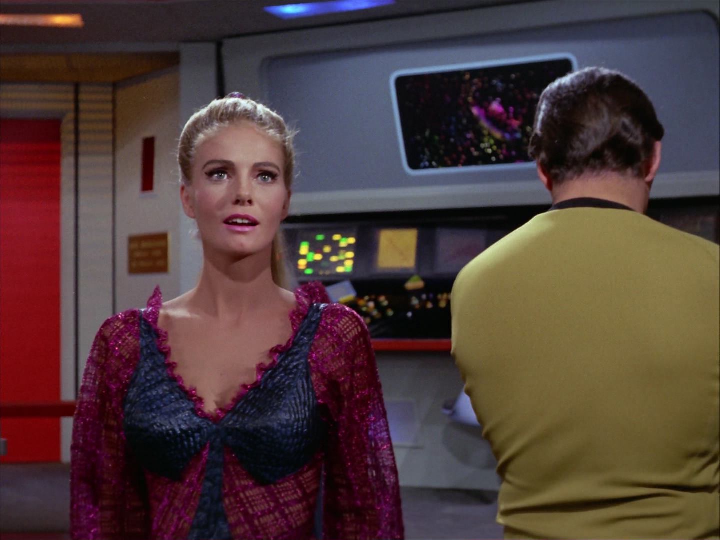 ariane179254_StarTrek_3x16_TheMarkOfGideon_1383.jpg