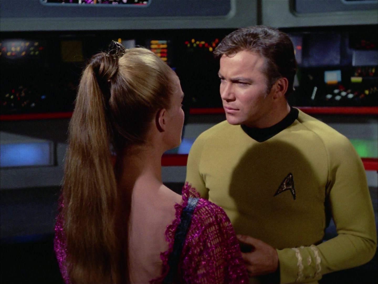 ariane179254_StarTrek_3x16_TheMarkOfGideon_1522.jpg