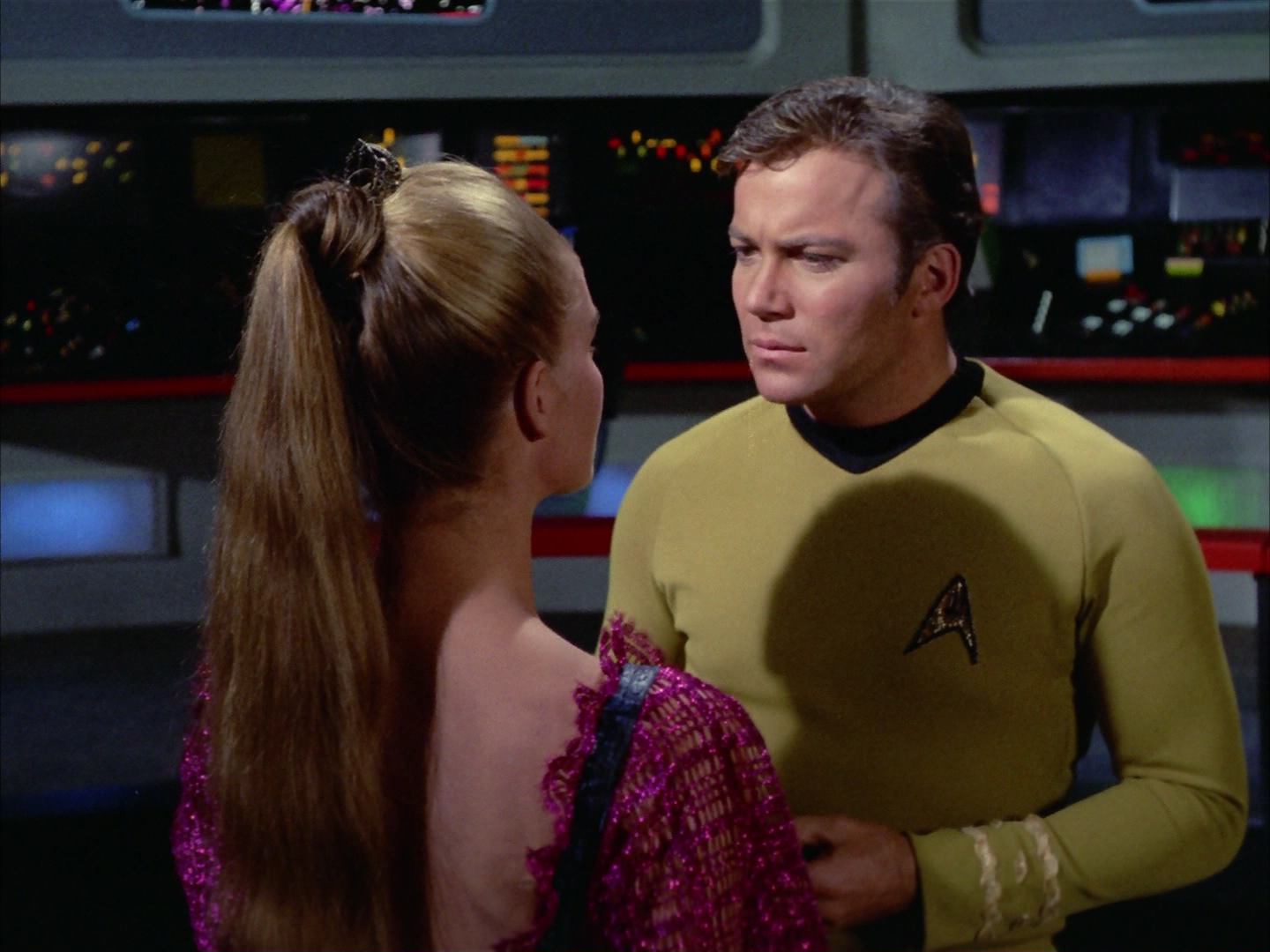 ariane179254_StarTrek_3x16_TheMarkOfGideon_1528.jpg