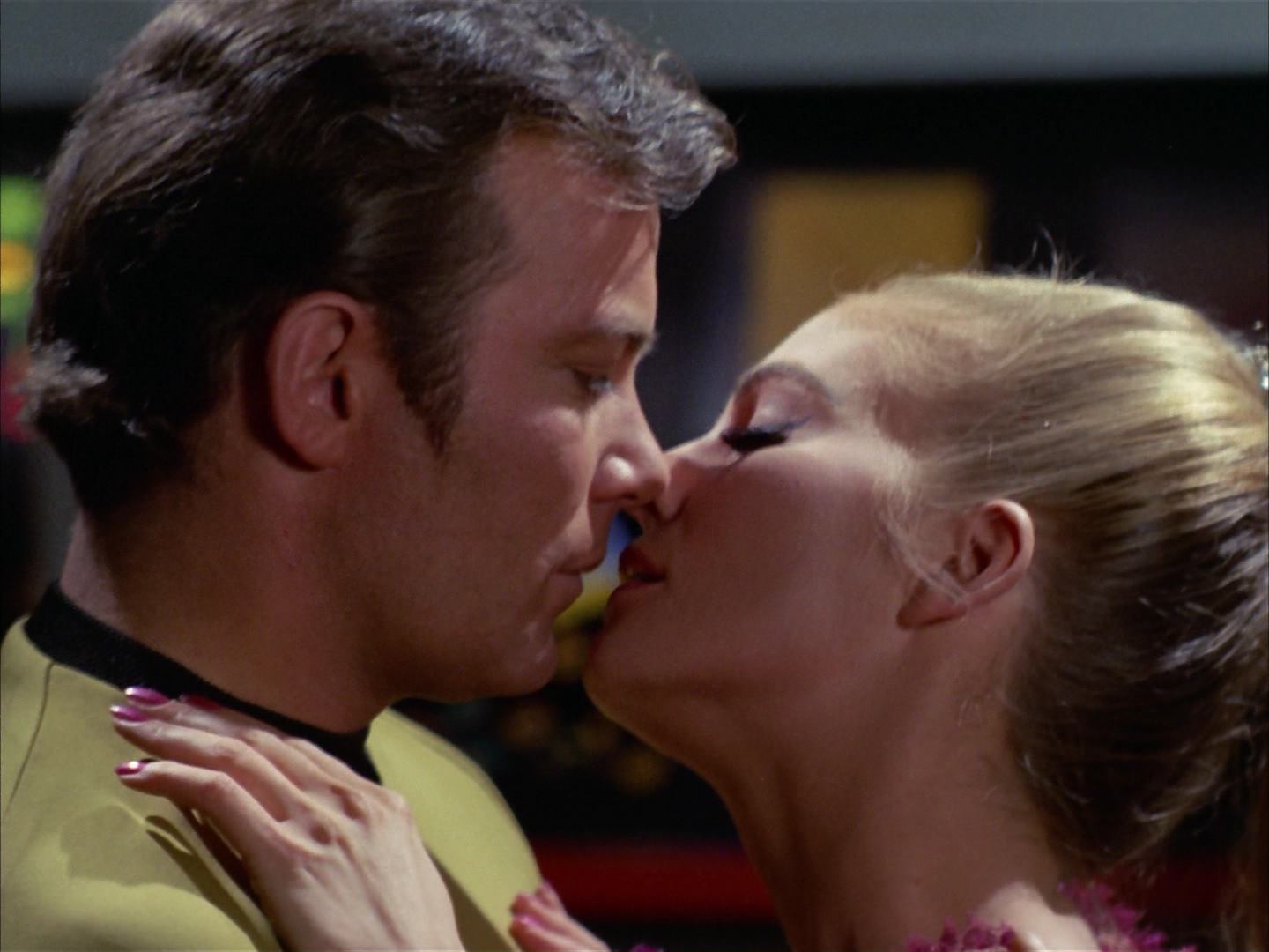 ariane179254_StarTrek_3x16_TheMarkOfGideon_1638.jpg