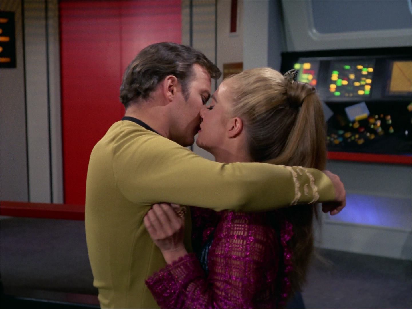 ariane179254_StarTrek_3x16_TheMarkOfGideon_1643.jpg