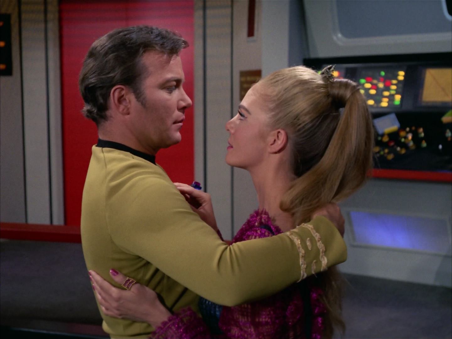 ariane179254_StarTrek_3x16_TheMarkOfGideon_1647.jpg