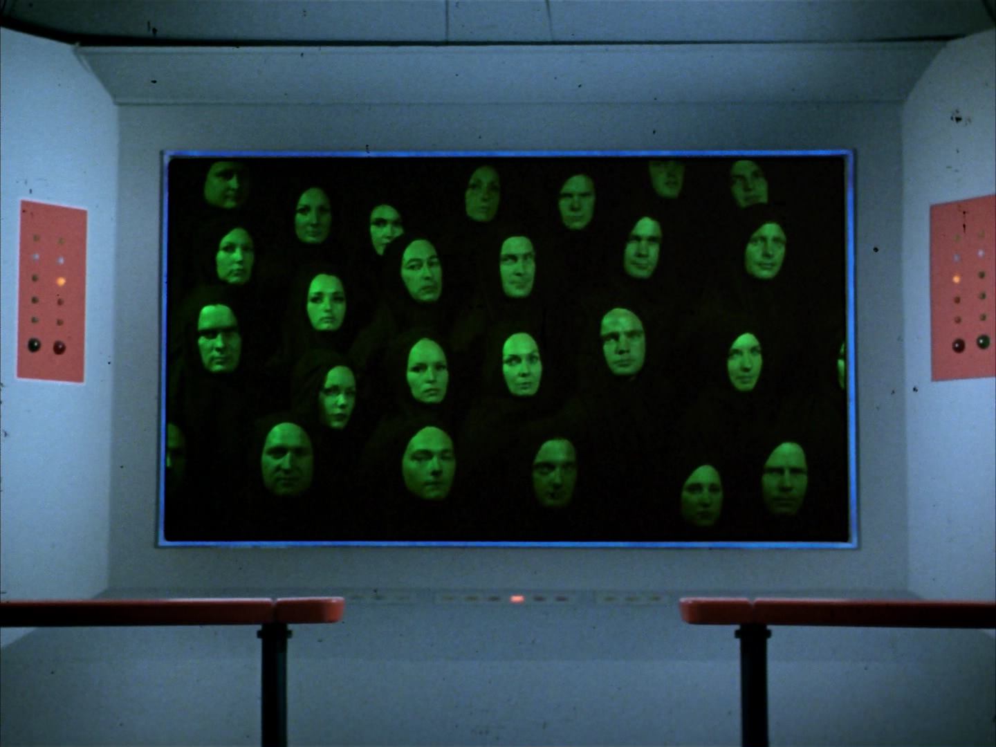 ariane179254_StarTrek_3x16_TheMarkOfGideon_1653.jpg