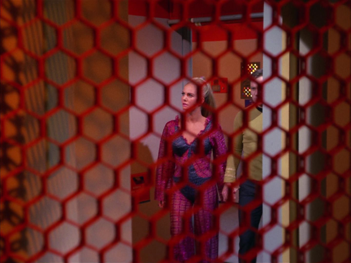 ariane179254_StarTrek_3x16_TheMarkOfGideon_1739.jpg