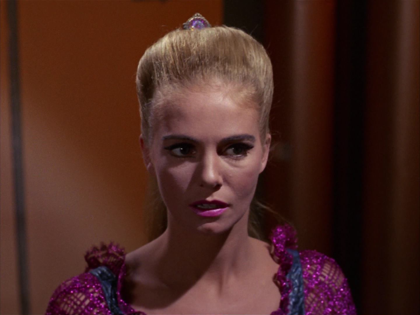 ariane179254_StarTrek_3x16_TheMarkOfGideon_1801.jpg