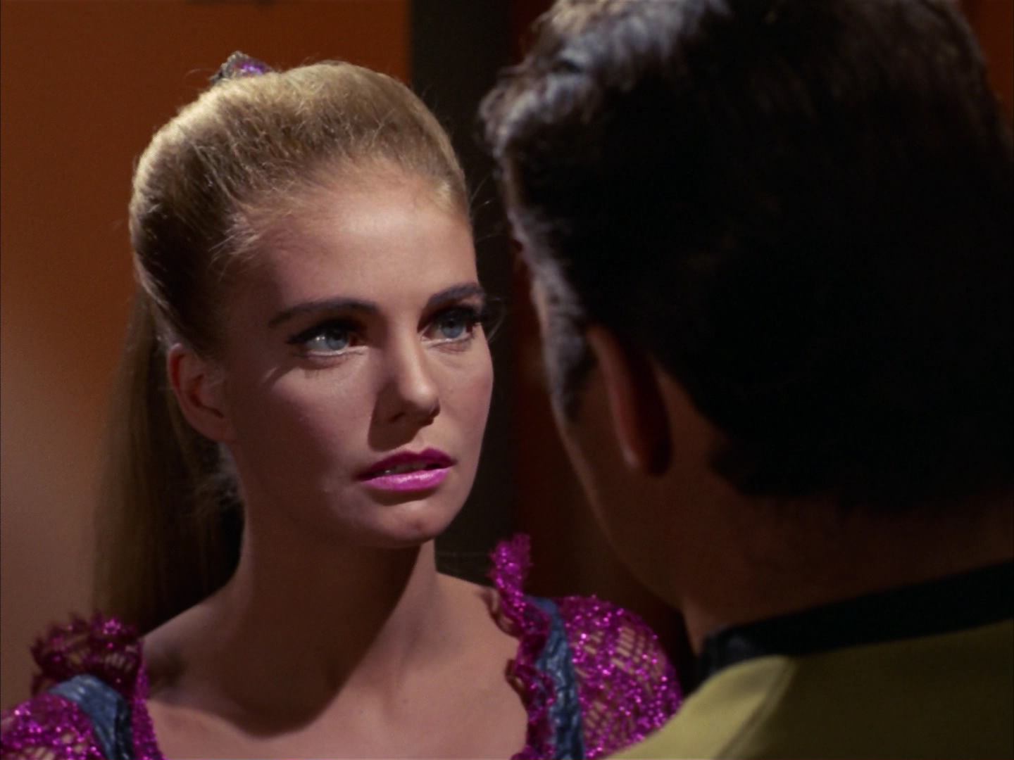 ariane179254_StarTrek_3x16_TheMarkOfGideon_1828.jpg