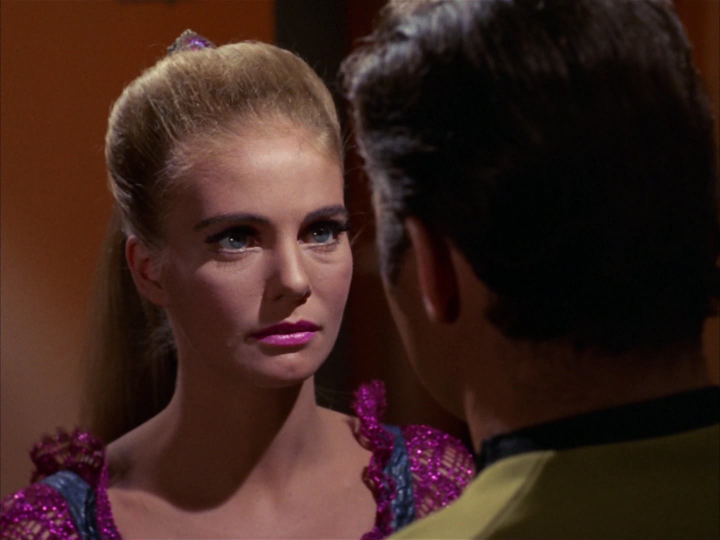ariane179254_StarTrek_3x16_TheMarkOfGideon_1833.jpg