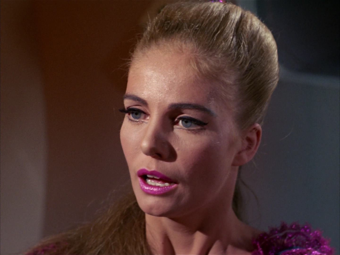 ariane179254_StarTrek_3x16_TheMarkOfGideon_1897.jpg